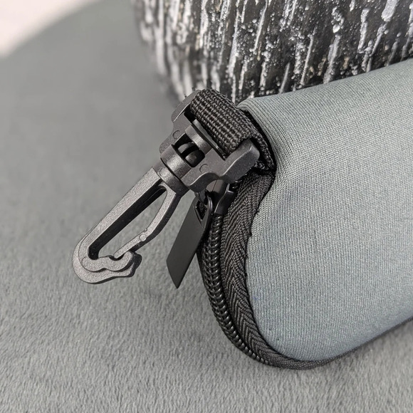 Grey neoprene zippered glasses sunglasses case with clip - Picture 2 of 5
